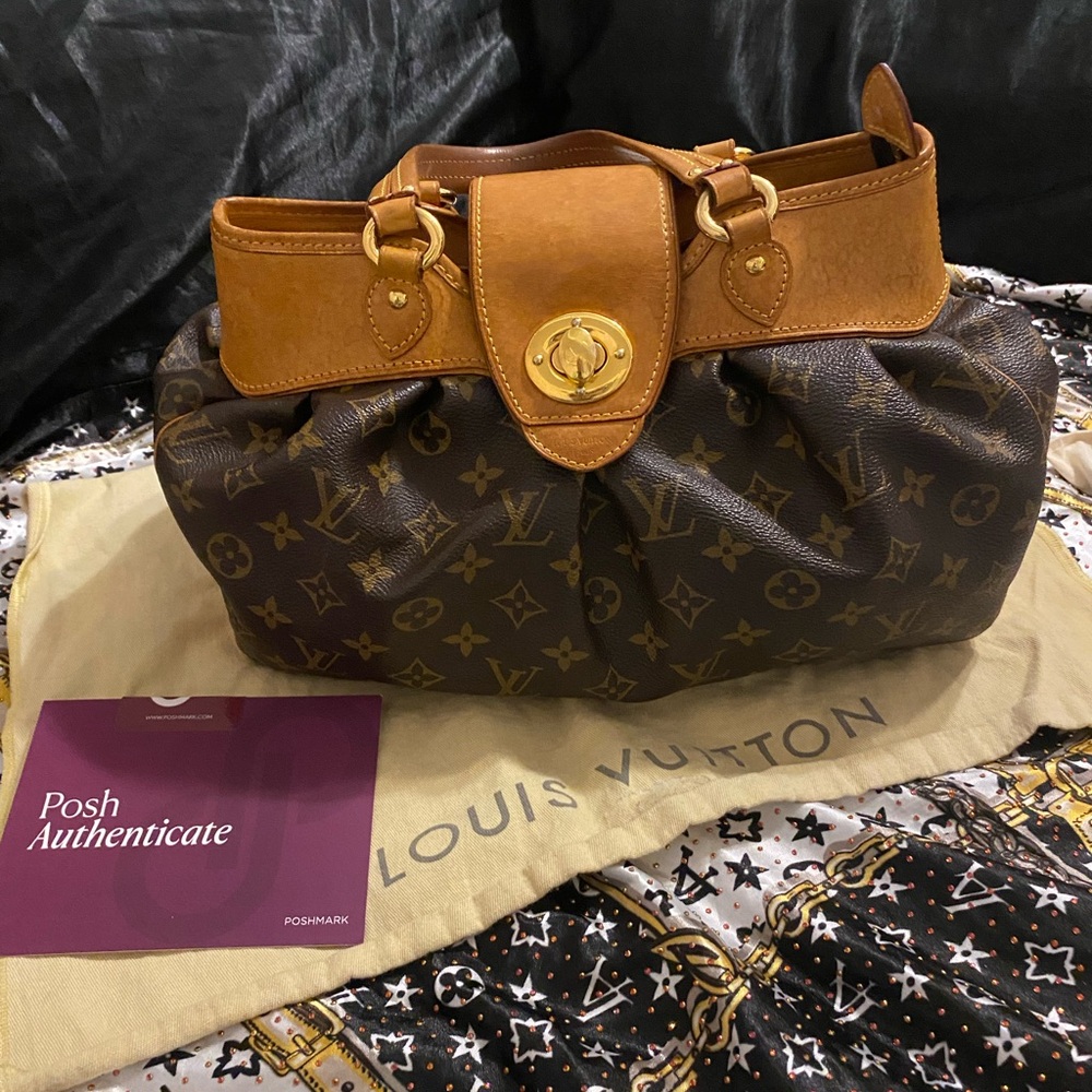 LOUIS VUITTON Authentic Beautiful Brown Flower Monogram Boetie PM Handbag